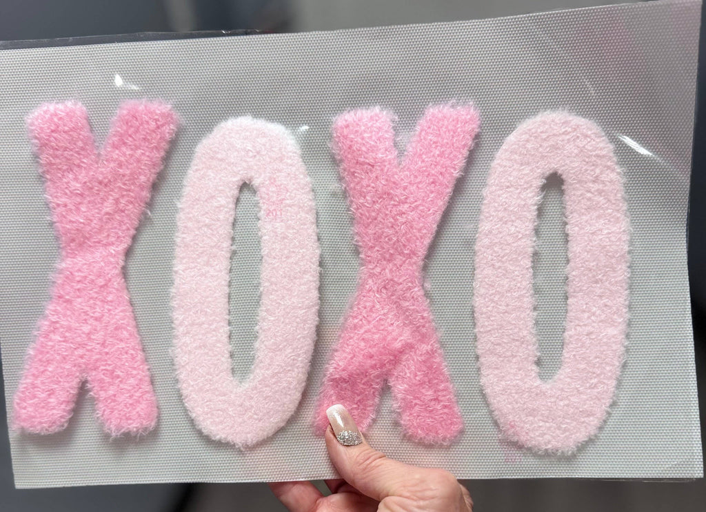 Fluffy XOXO Chenille Patch – Pink Valentine Design